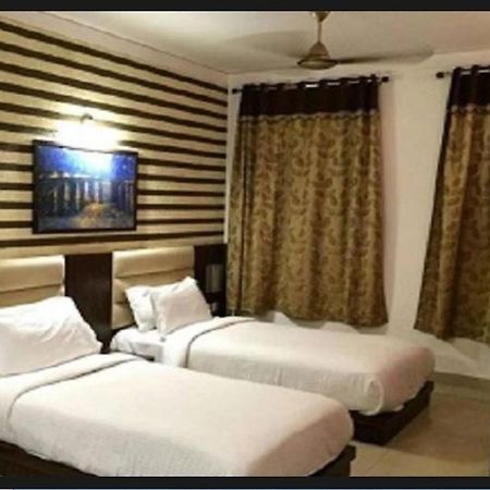 The Regal Park Hotel Визакхапатнам Екстериор снимка