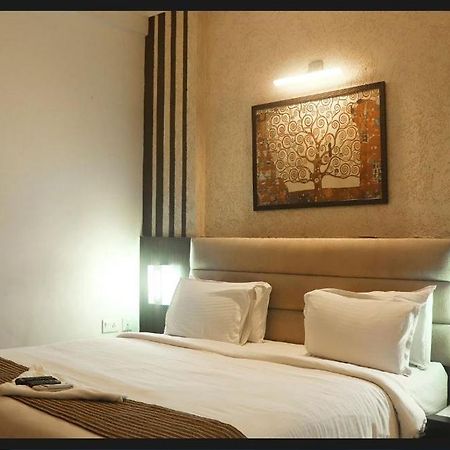 The Regal Park Hotel Визакхапатнам Екстериор снимка
